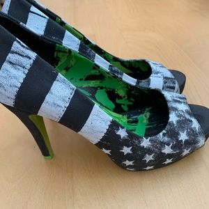 B&W American Flag Pumps 🇺🇸
